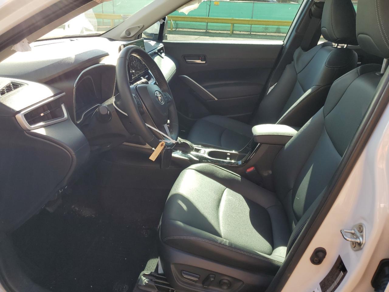 2024 Toyota Corolla Cross Xle - Фото 7