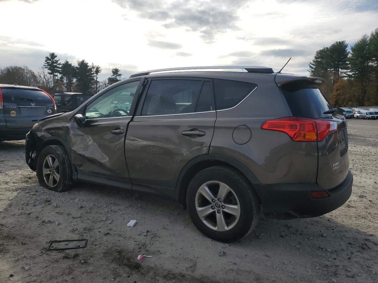 2015 Toyota Rav4 Xle - Фото 2