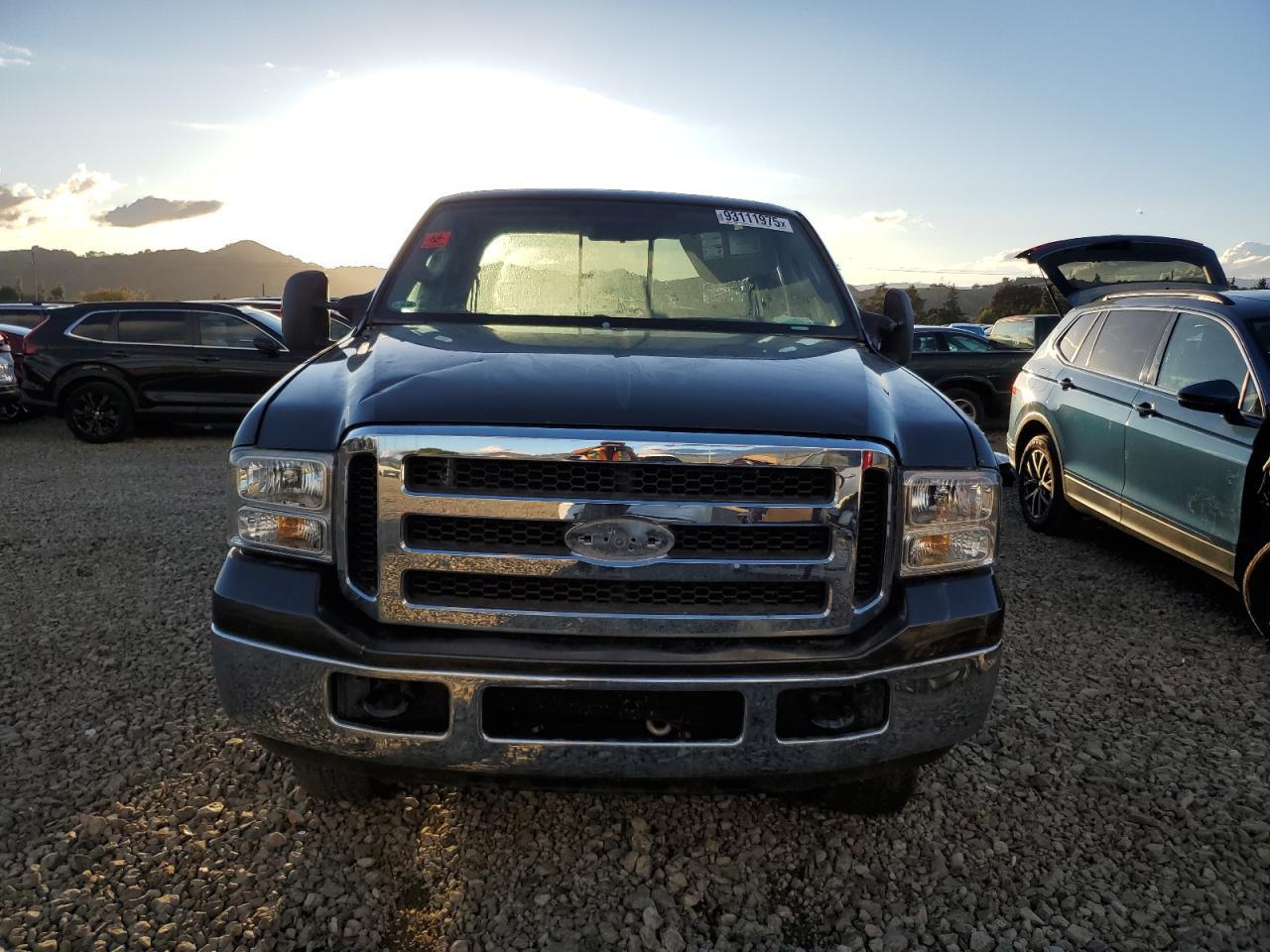 2006 Ford F250 Super Duty - Image 5