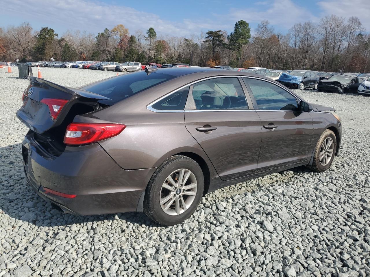 2015 Hyundai Sonata Se - Image 3