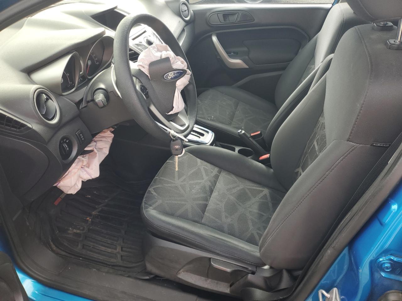 2012 Ford Fiesta Se - Image 7