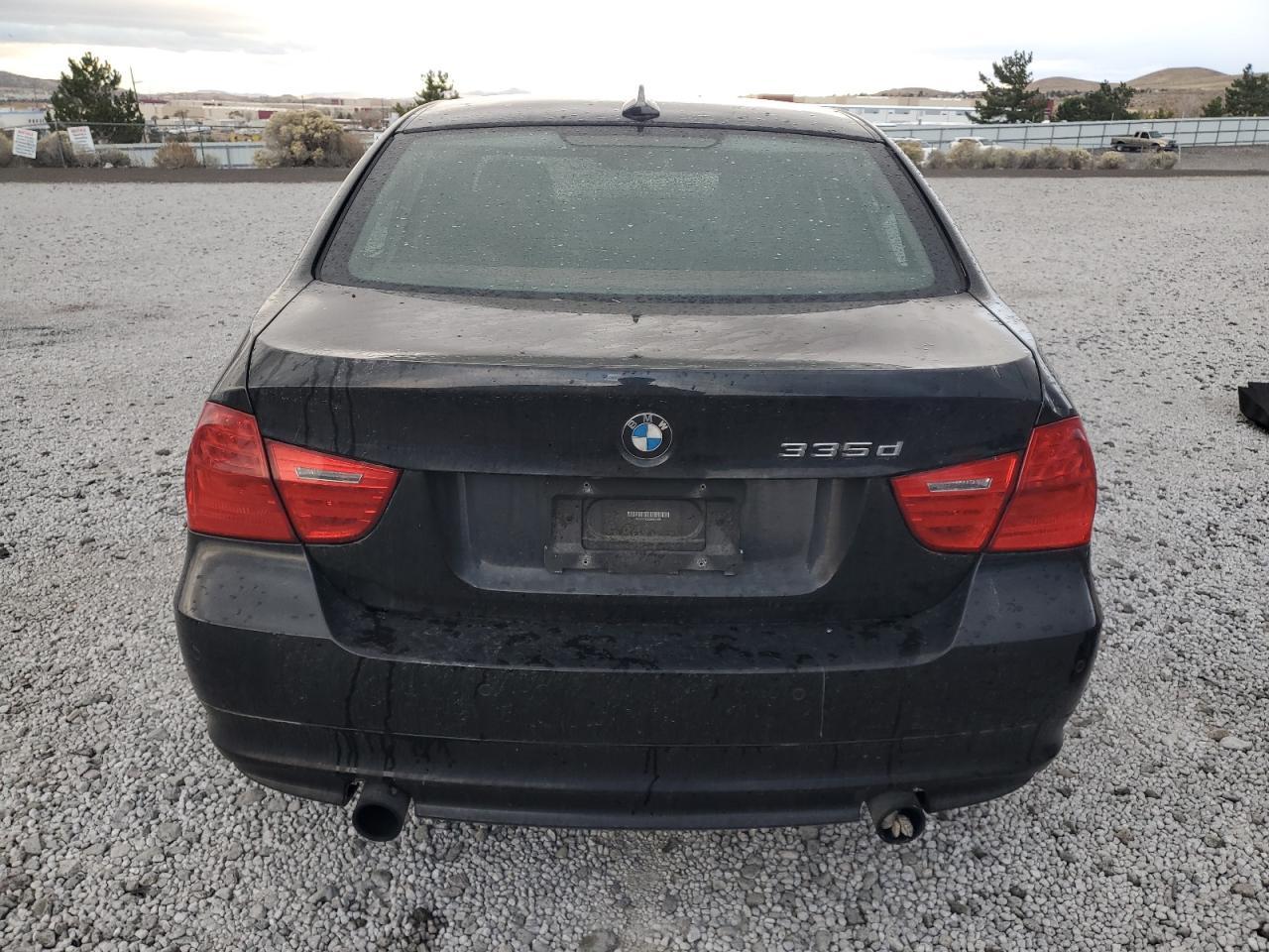 2011 BMW 335 D - Фото 6