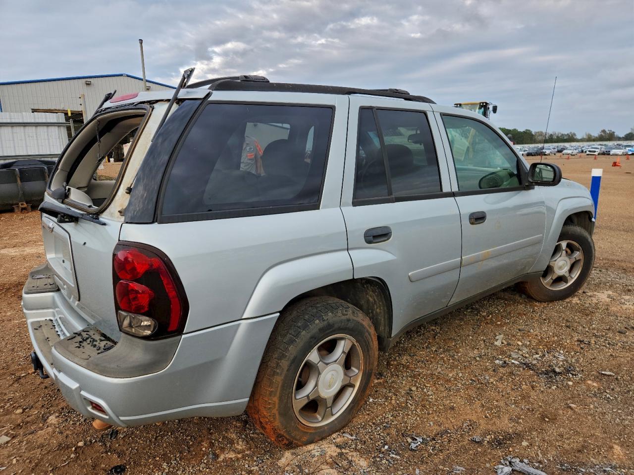 2008 Chevrolet Trailblazer Ls - Image 3