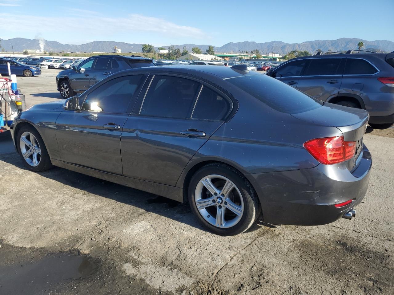 2014 BMW 328 I Sulev - Фото 2
