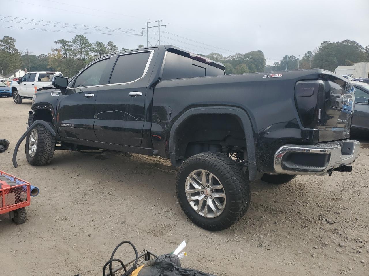 2022 GMC Sierra Limited K1500 Slt - Image 2