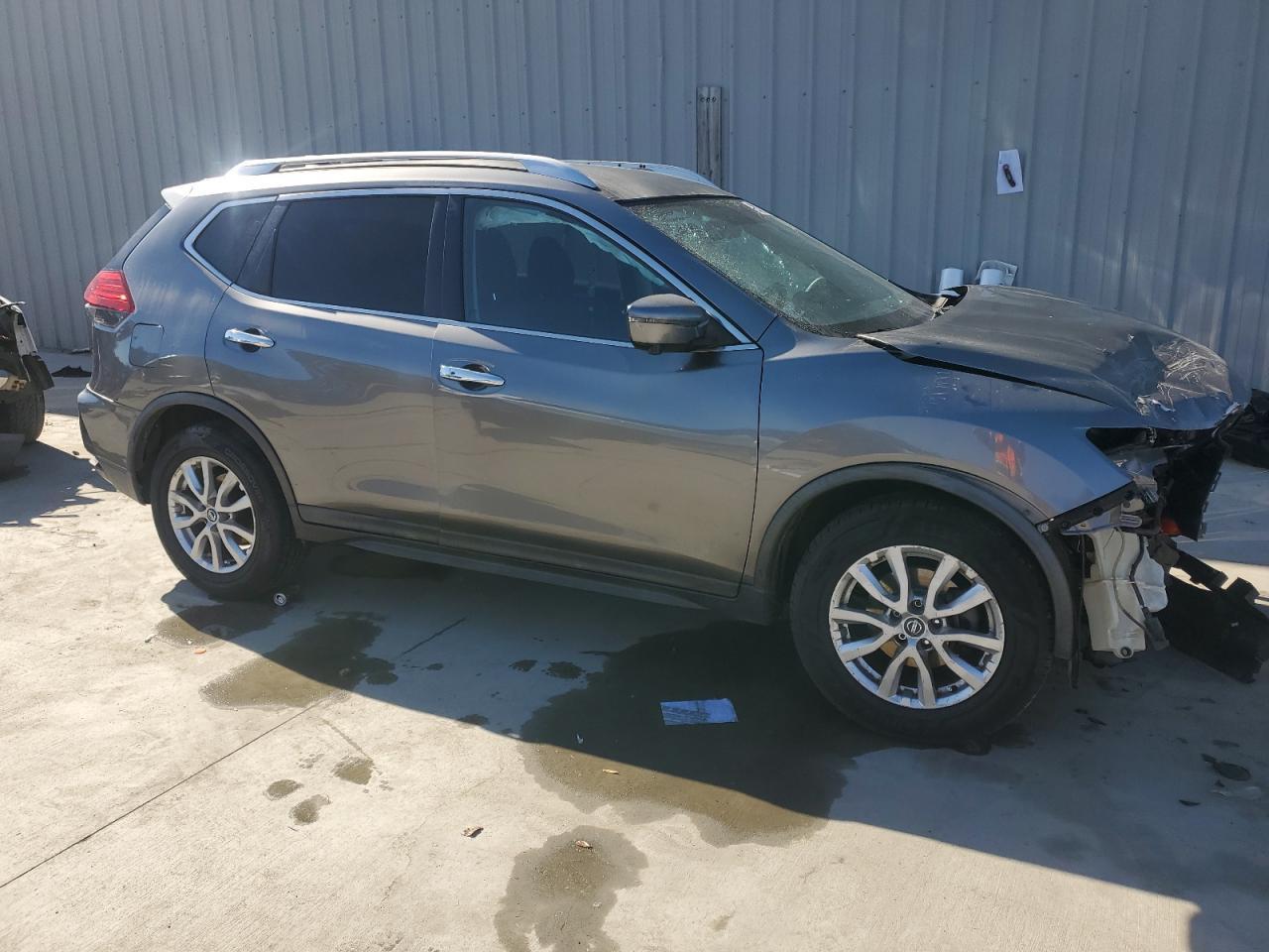2017 Nissan Rogue Sv - Image 4
