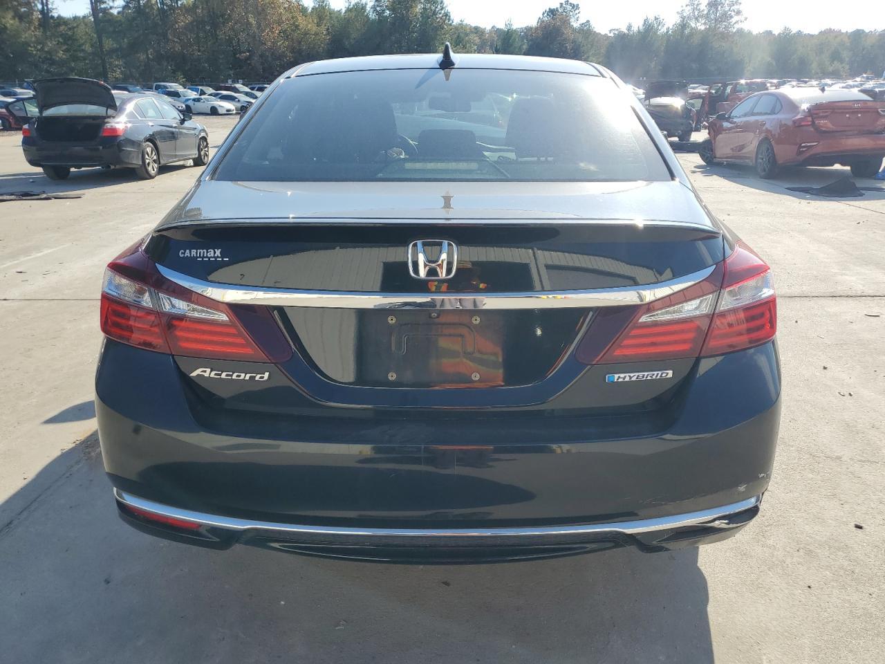 2017 Honda Accord Hybrid Exl - Image 6