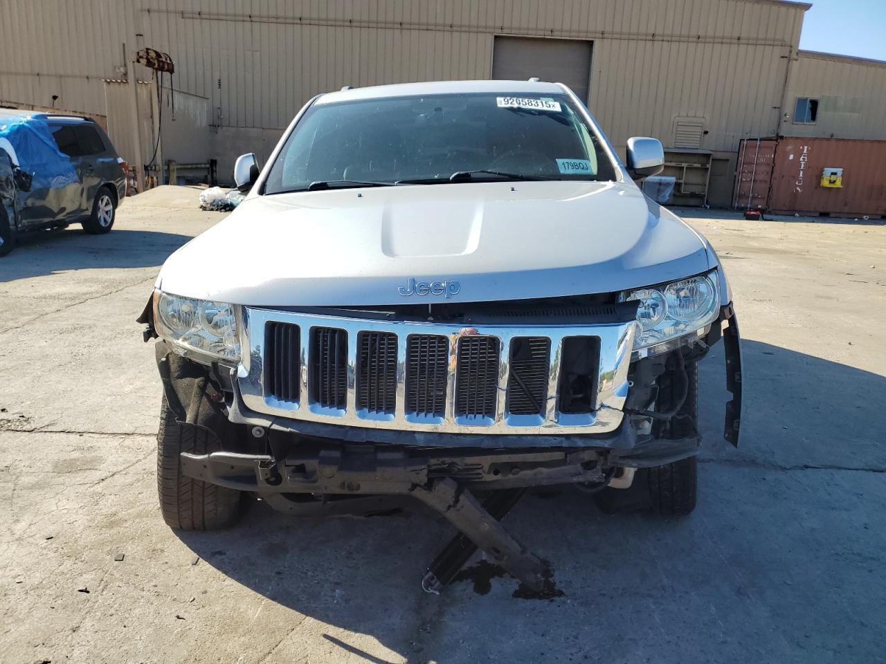 2013 Jeep Grand Cherokee Laredo - Image 5