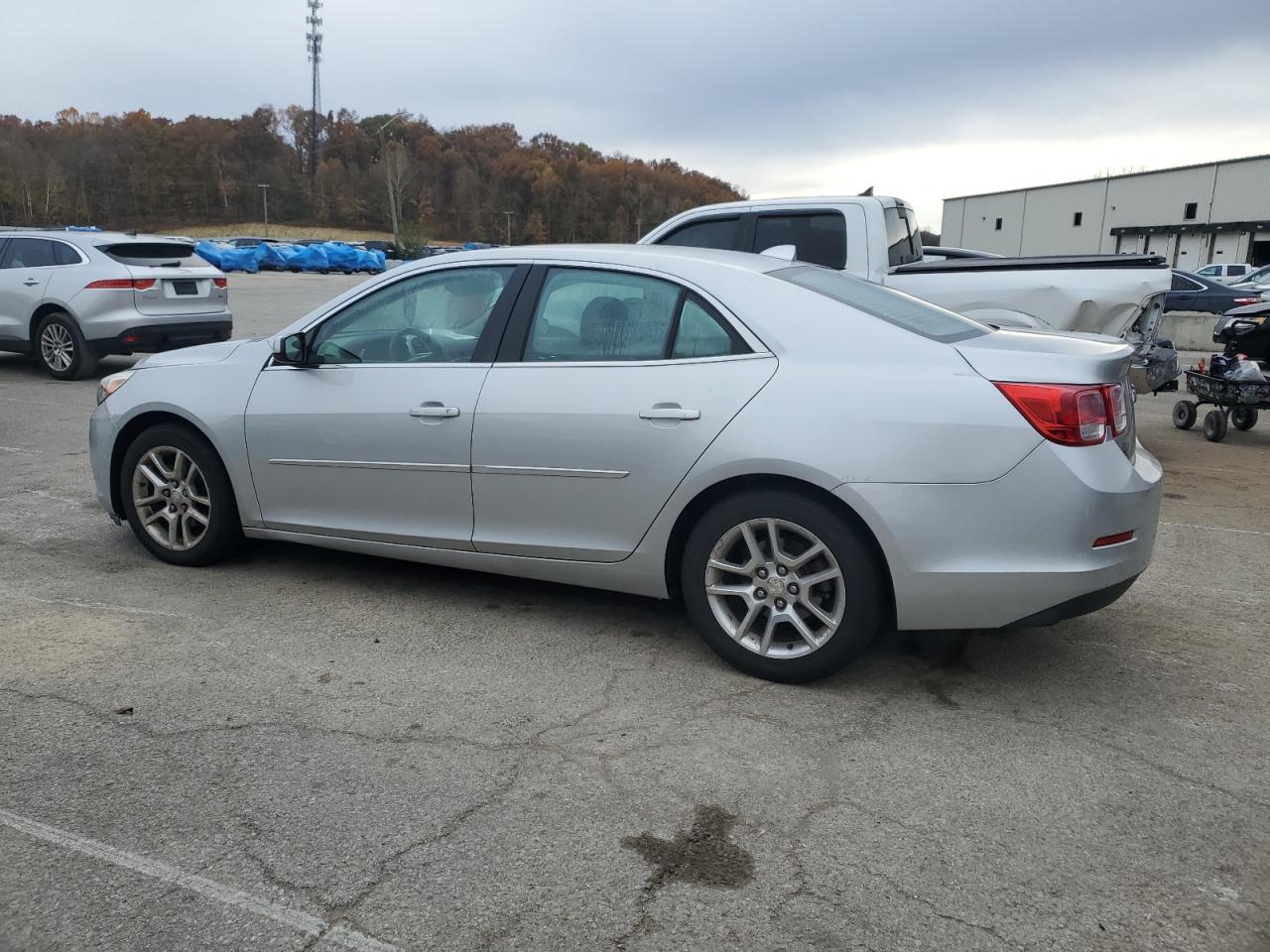 2013 Chevrolet Malibu 2Lt - Image 2