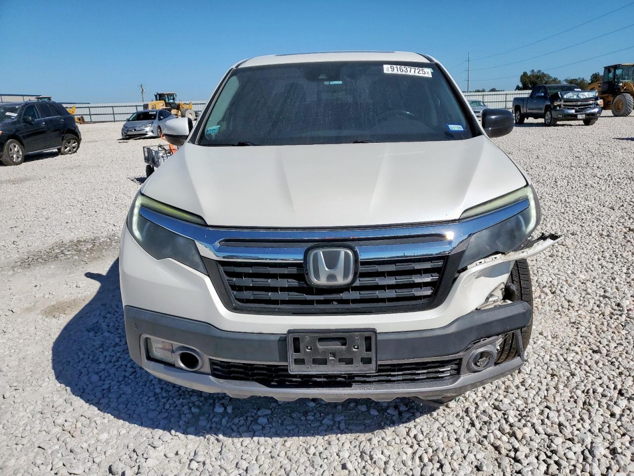 2017 Honda Ridgeline Rtl - Image 5