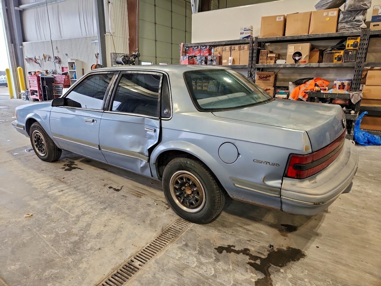 1993 Buick Century Special - Фото 2