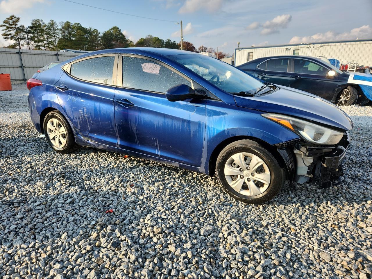2016 Hyundai Elantra Se - Image 4
