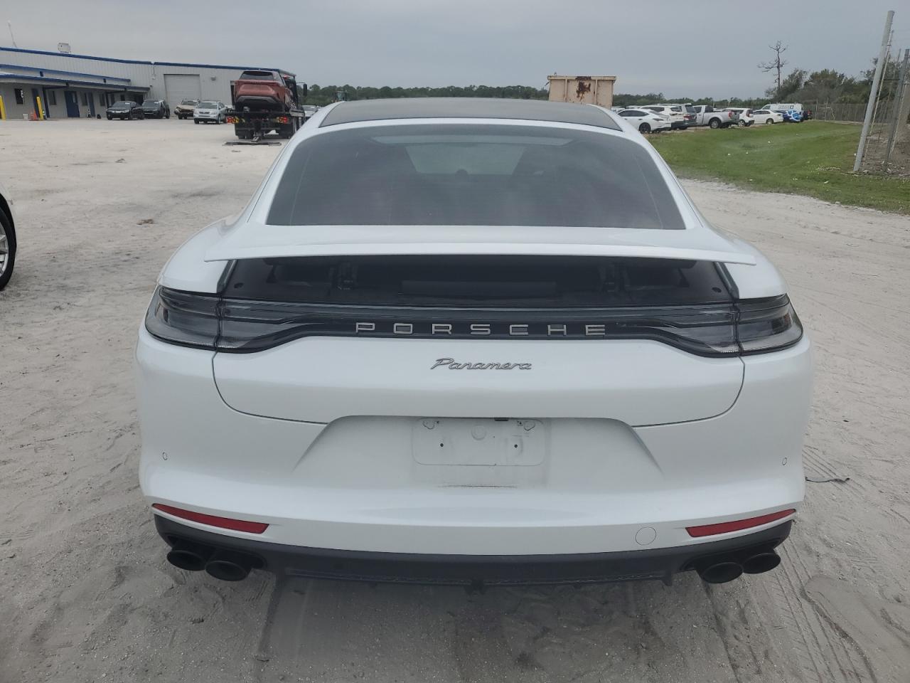 2023 Porsche Panamera Base - Image 6