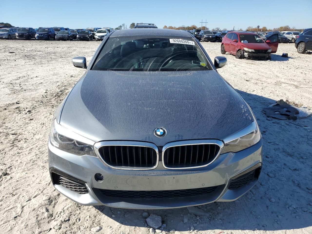 2019 BMW 530 Xi - Image 5