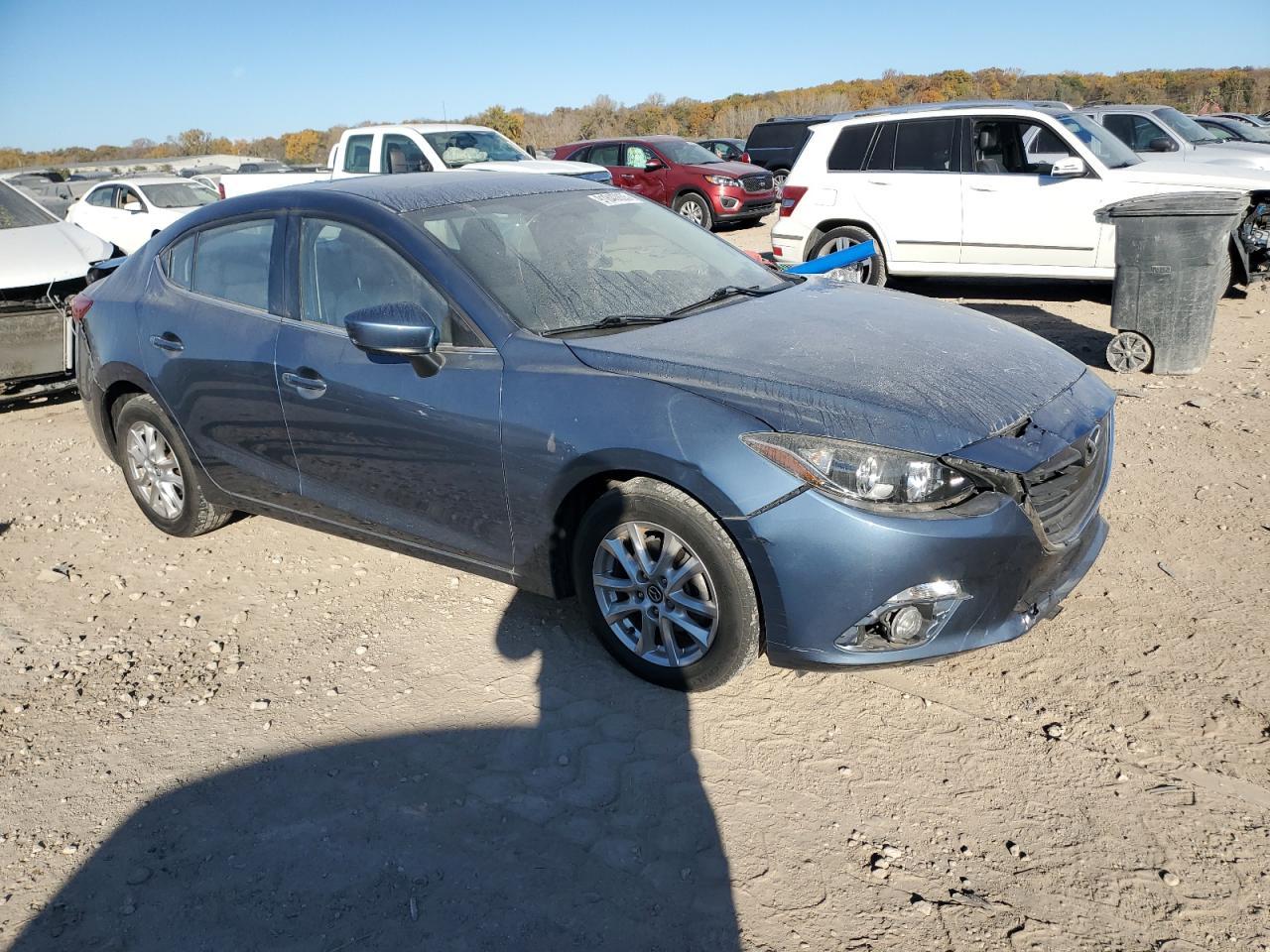 2015 Mazda 3 Touring - Image 4
