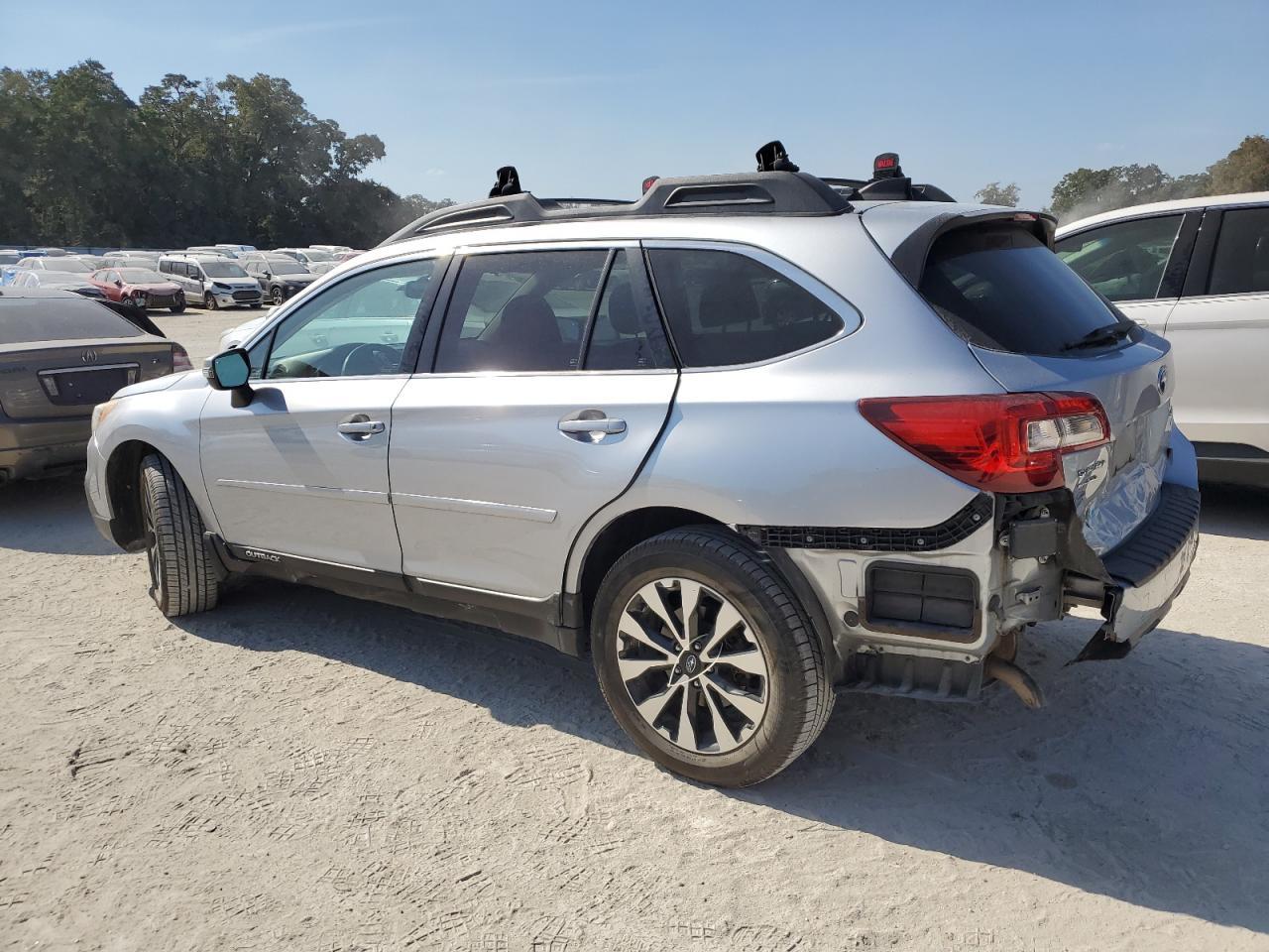 2016 Subaru Outback 2.5I Limited - Фото 2