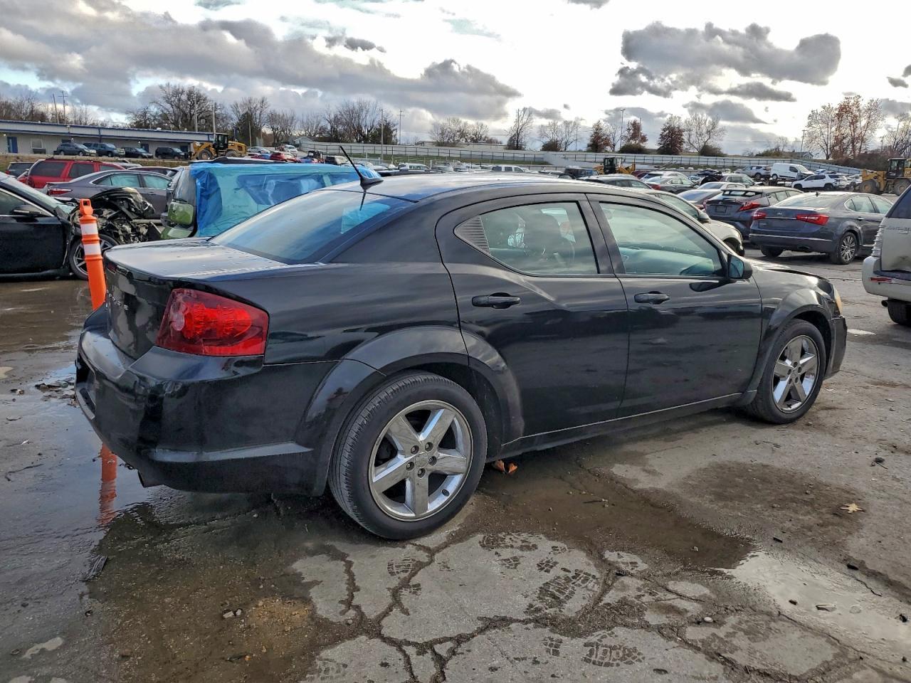 2013 Dodge Avenger Se - Фото 3