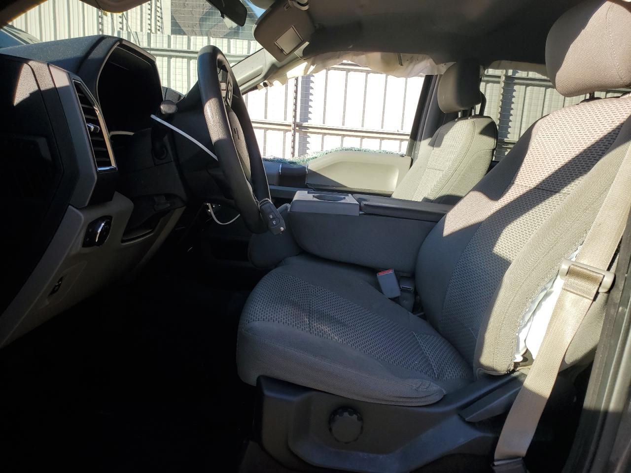 2016 Ford F150 Supercrew - Фото 7