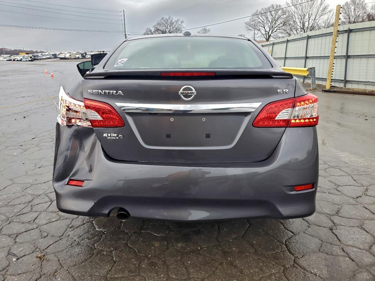 2015 Nissan Sentra S - Фото 6
