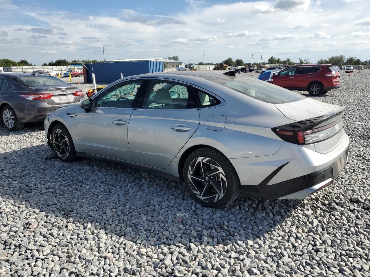 2024 Hyundai Sonata Sel - Image 2