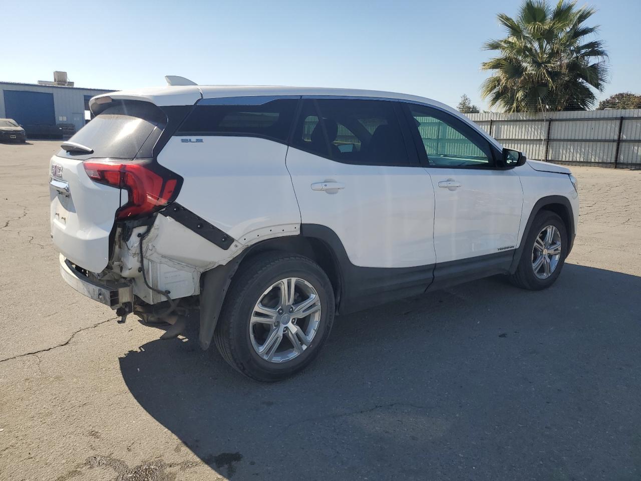 2020 GMC Terrain Sle - Image 3