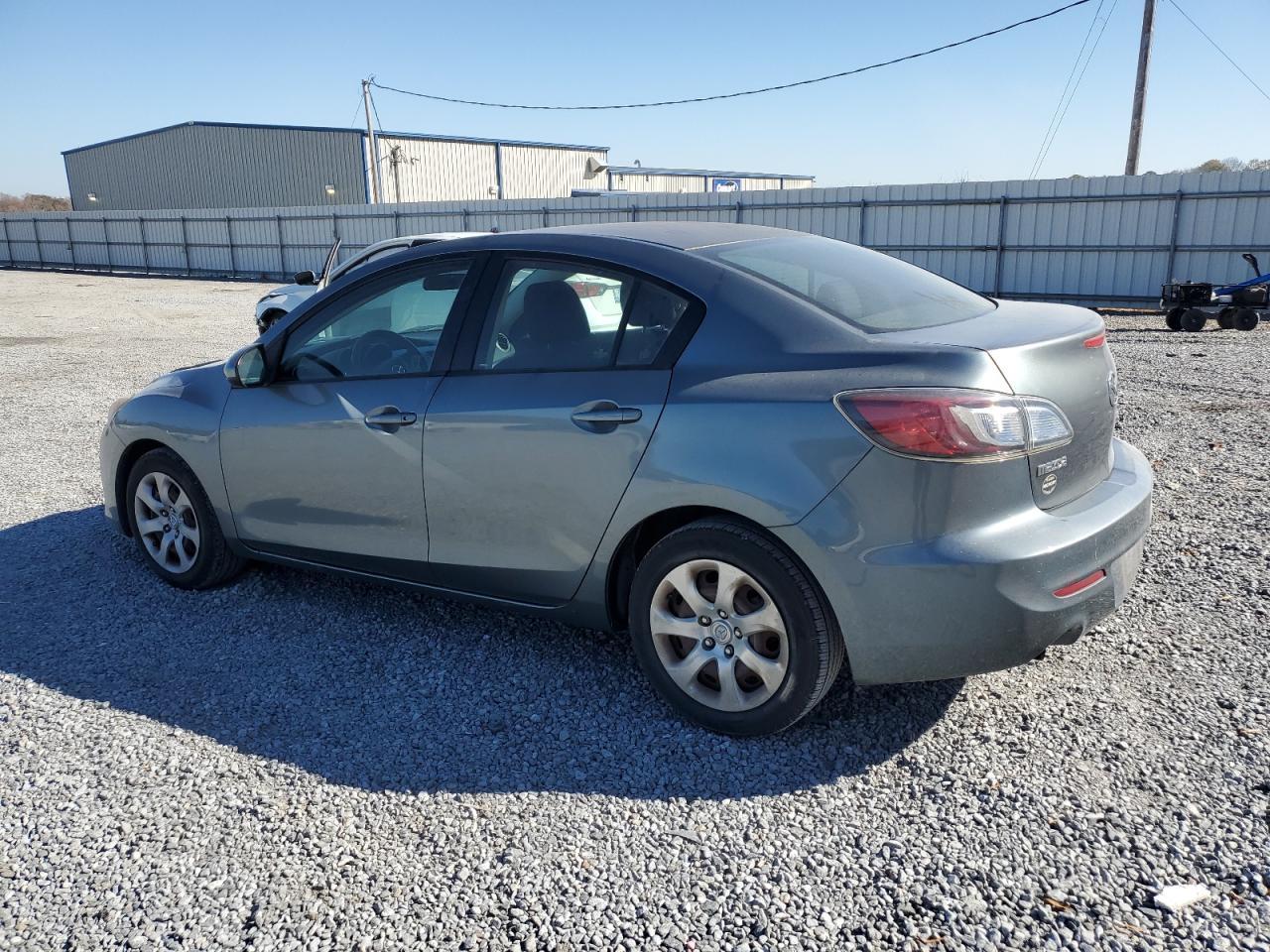 2013 Mazda 3 I - Фото 2