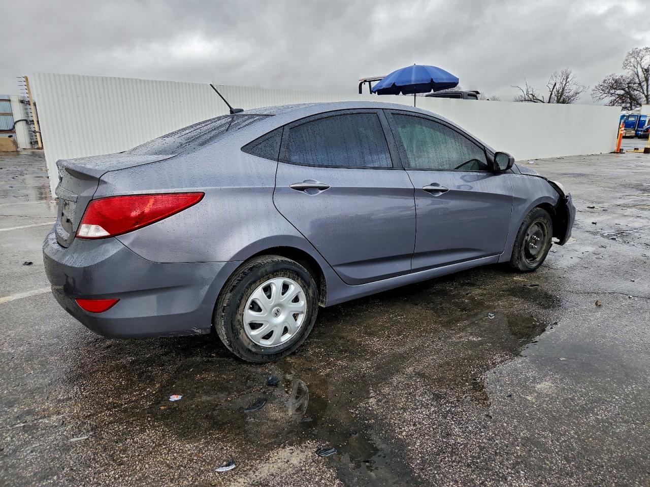 2016 Hyundai Accent Se - Фото 3
