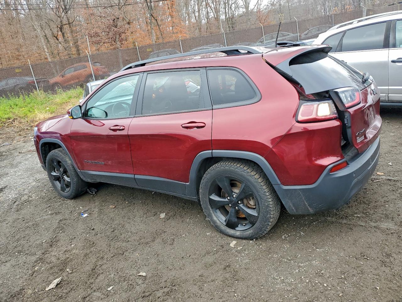 2019 Jeep Cherokee Latitude Plus - Фото 2