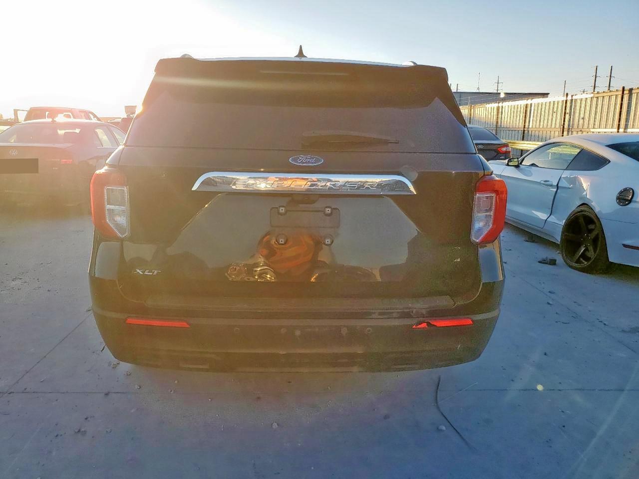 2023 Ford Explorer Xlt - Фото 6