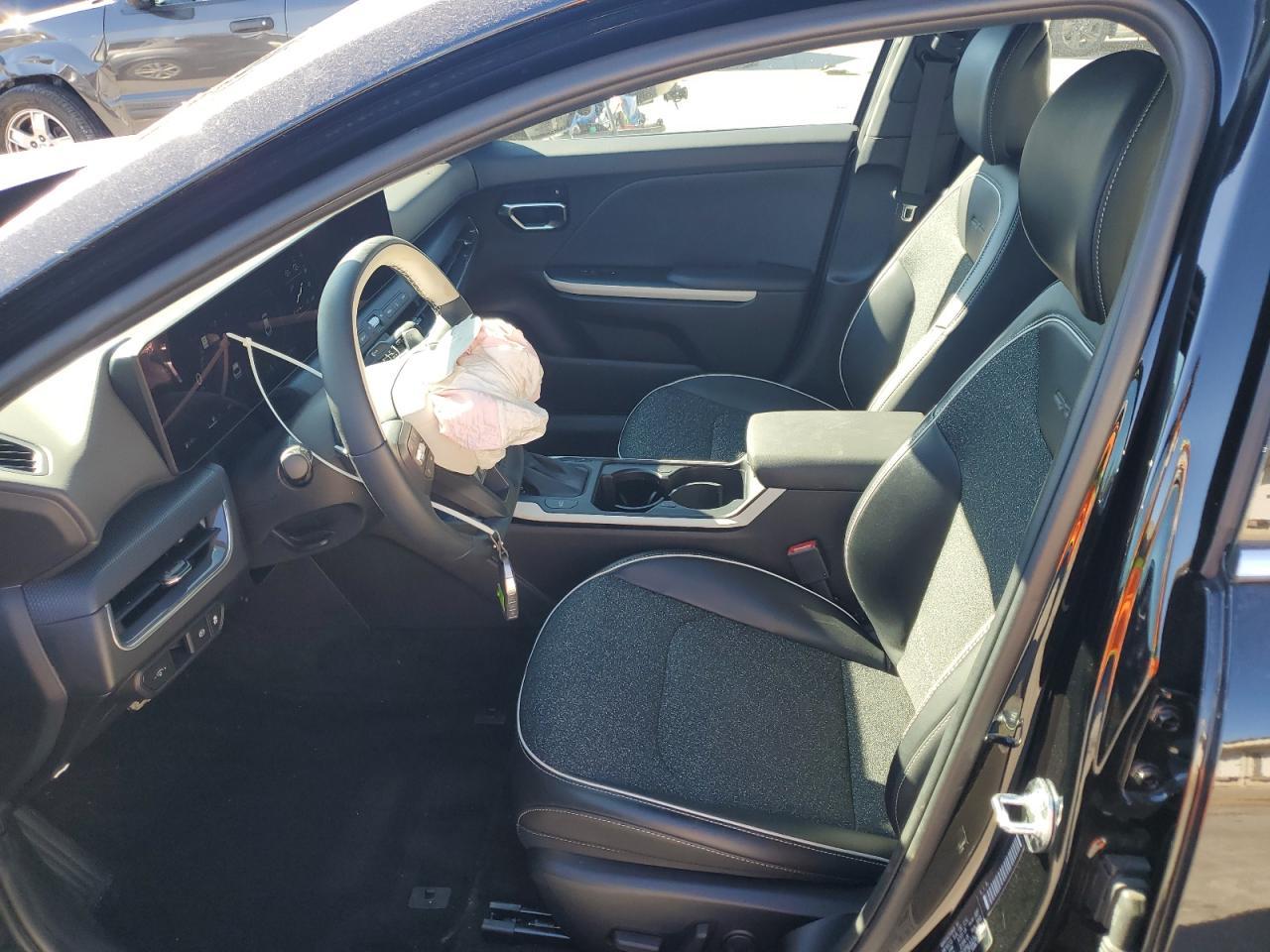2025 Kia K4 Gt Line - Фото 7