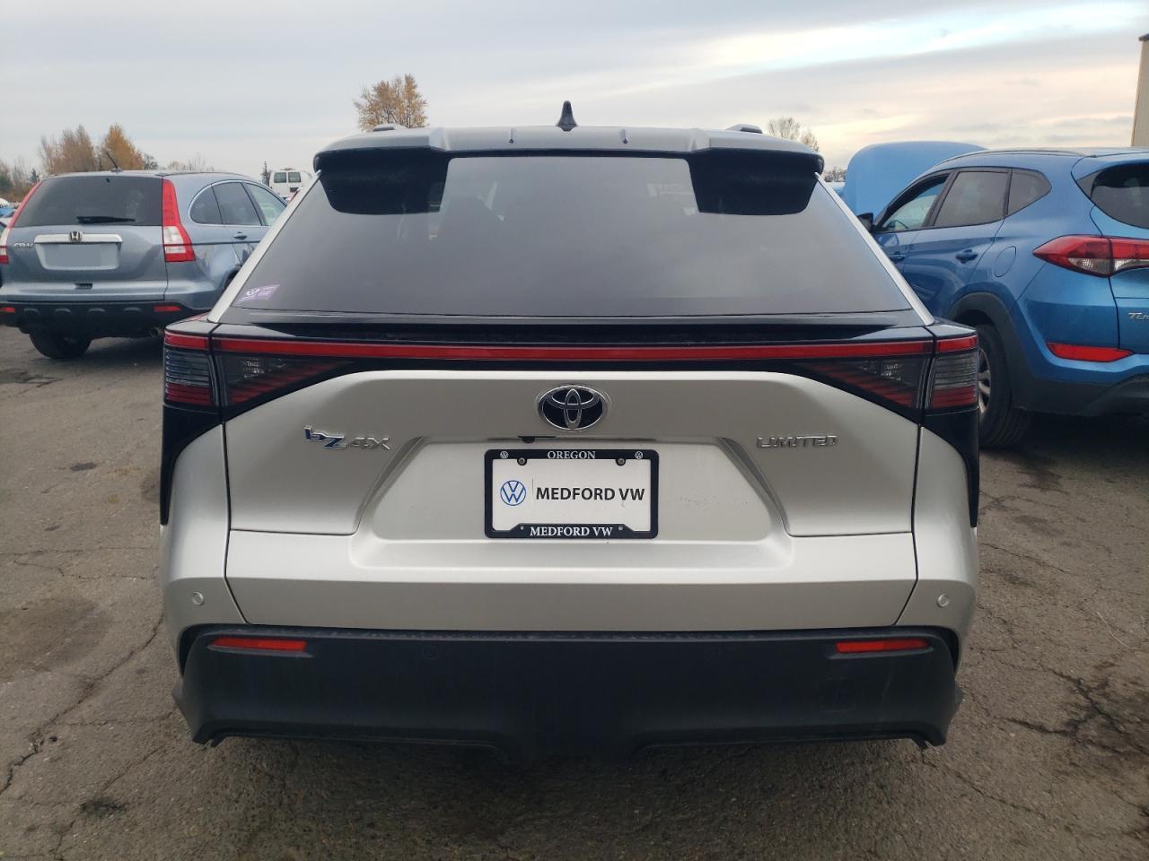 2023 Toyota Bz4X Xle - Фото 6