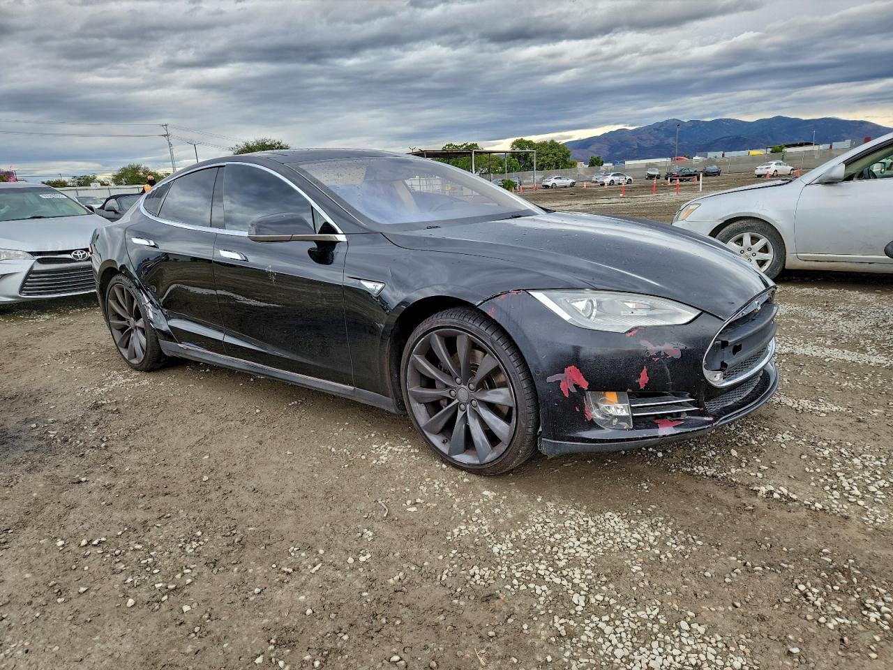 2013 Tesla Model S - Фото 4