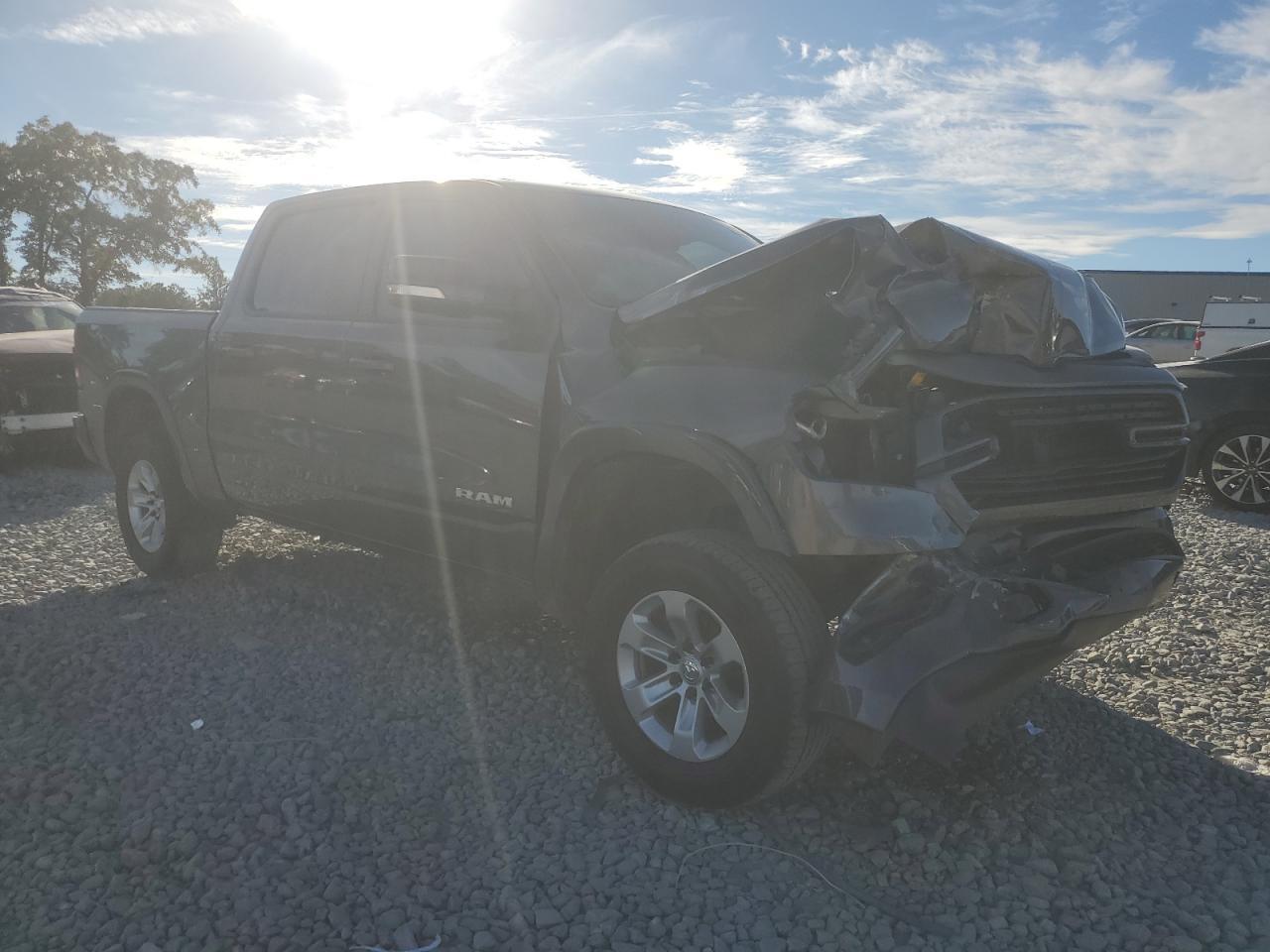 2019 Ram 1500 Laramie - Фото 4