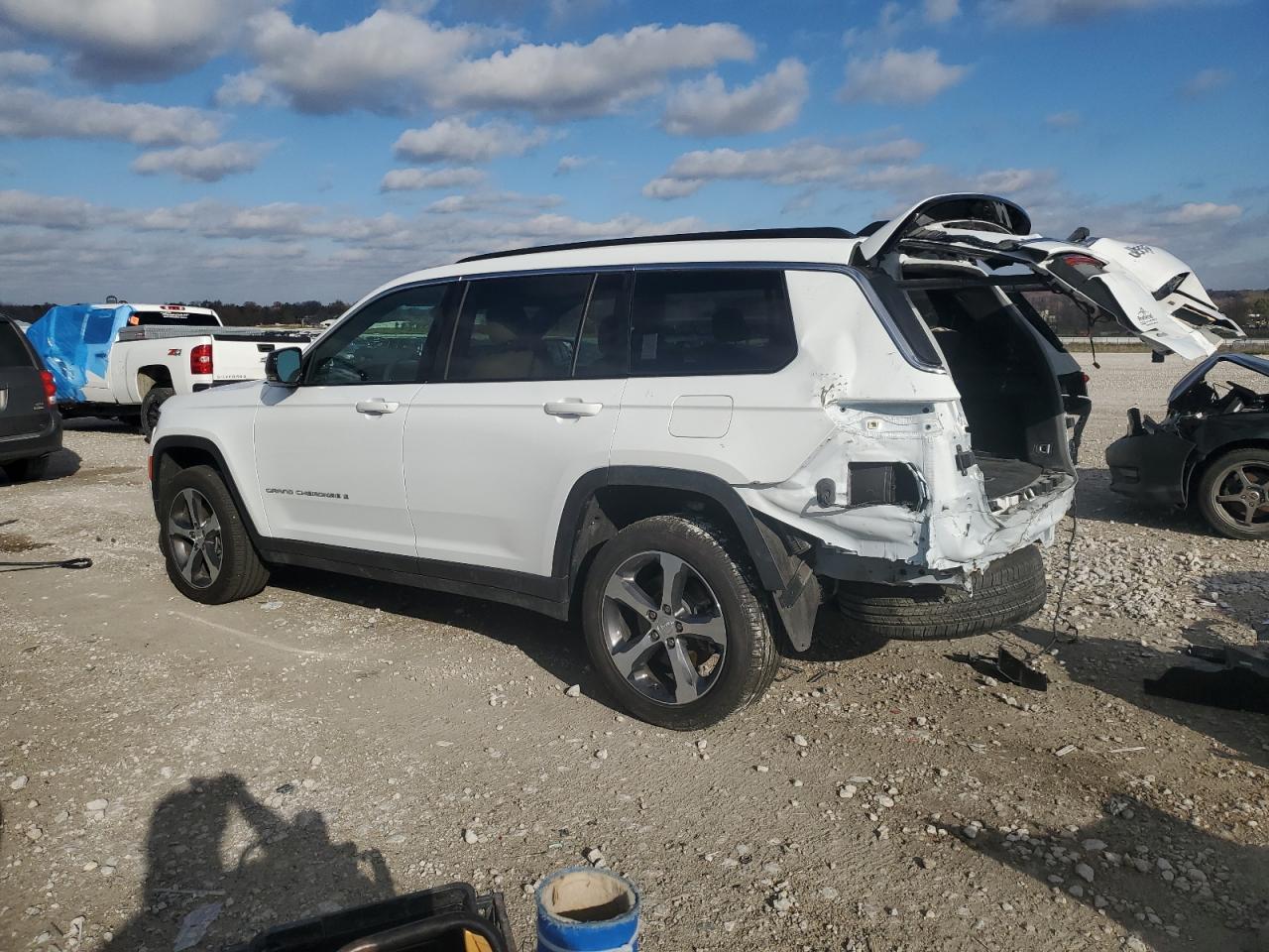 2024 Jeep Grand Cherokee L Limited - Image 2