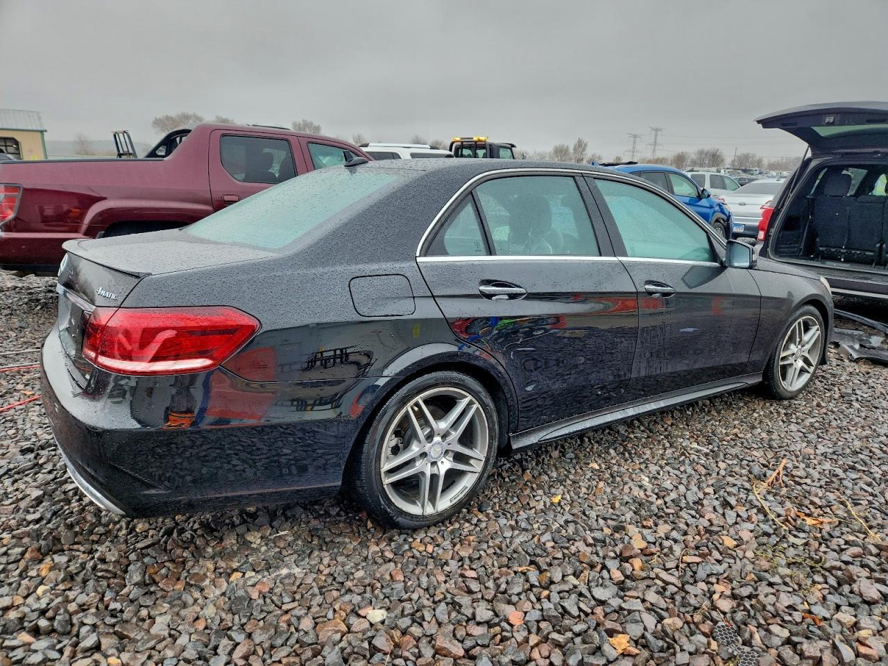 2016 Mercedes-Benz E 350 4Matic - Image 3