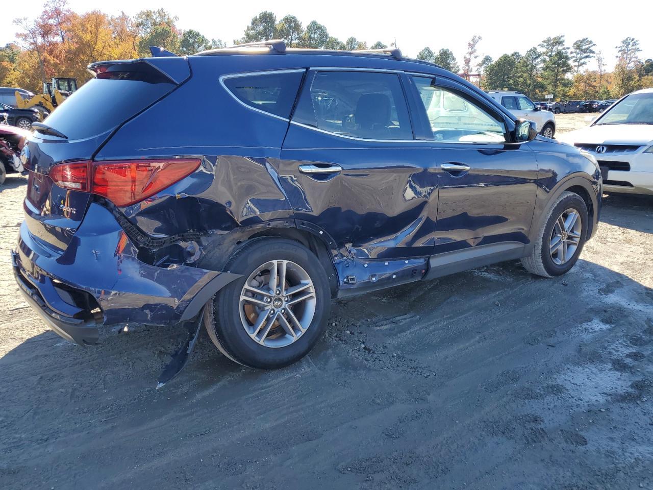 2017 Hyundai Santa Fe Sport - Image 3