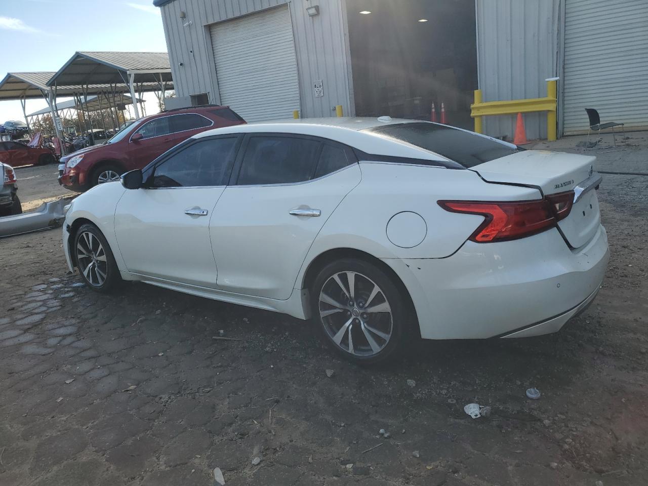 2017 Nissan Maxima 3.5S - Image 2