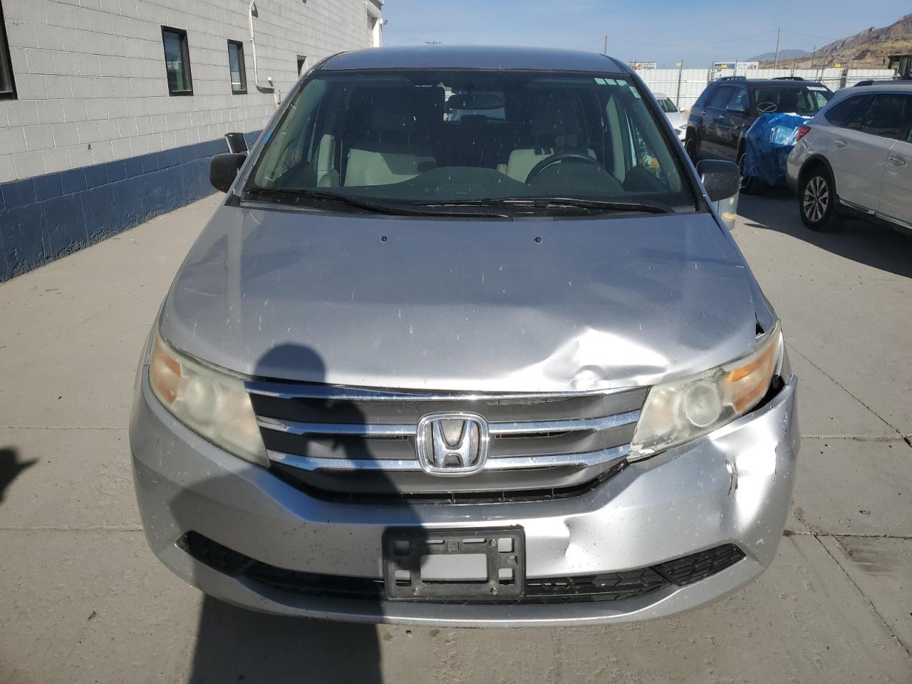 2012 Honda Odyssey Lx - Image 5