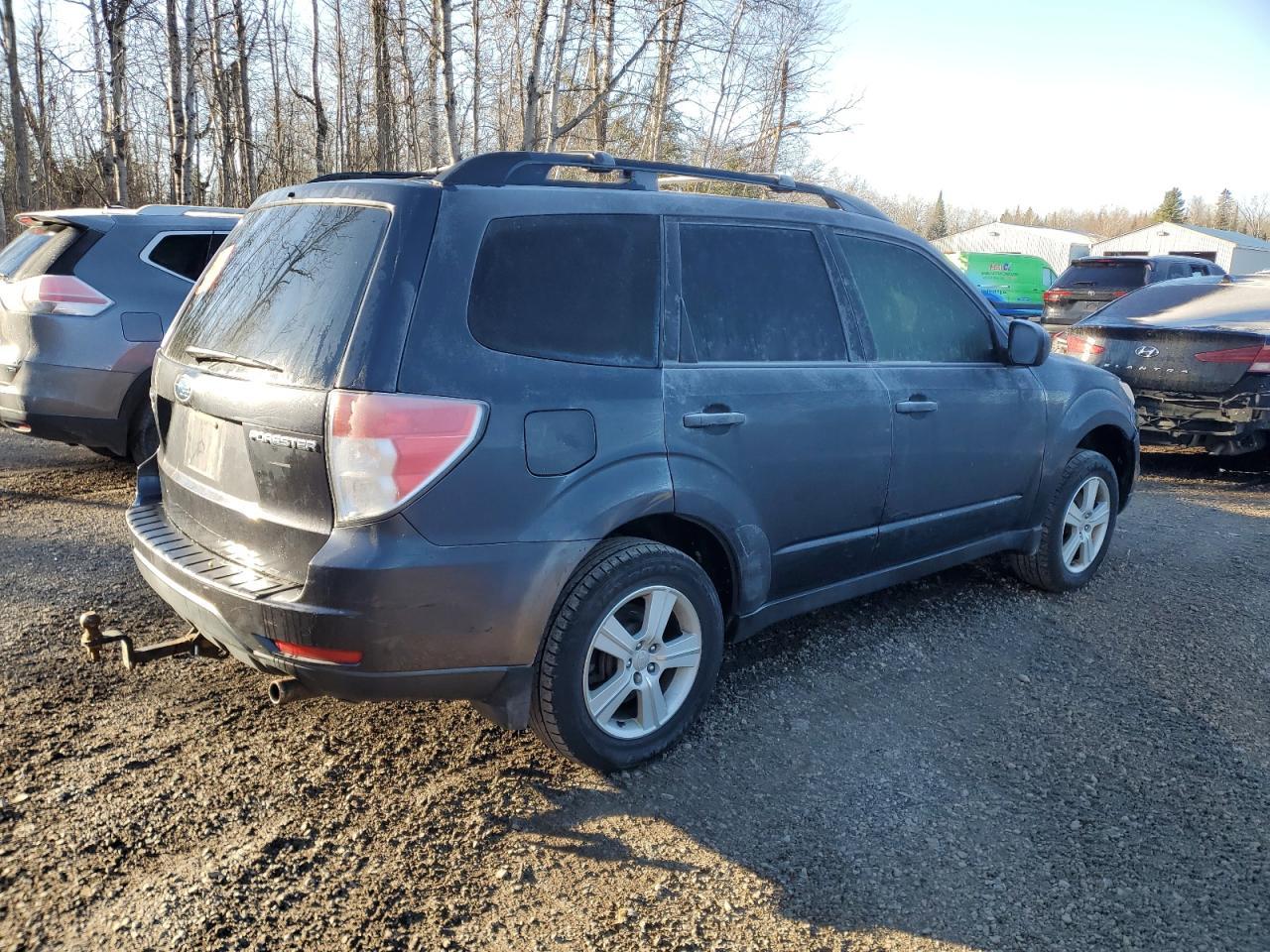 2010 Subaru Forester Xs - Image 3