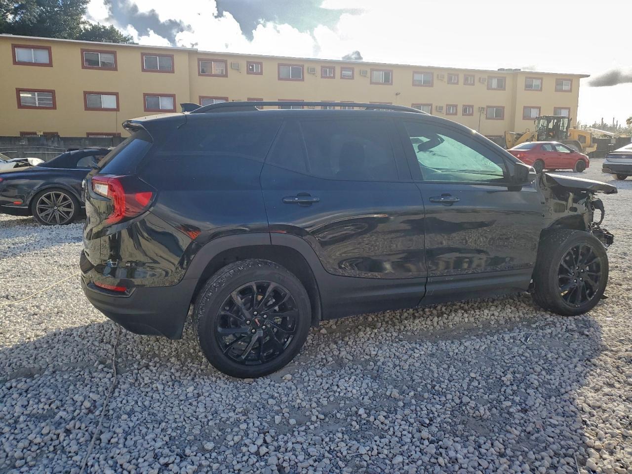 2024 GMC Terrain Slt - Фото 3