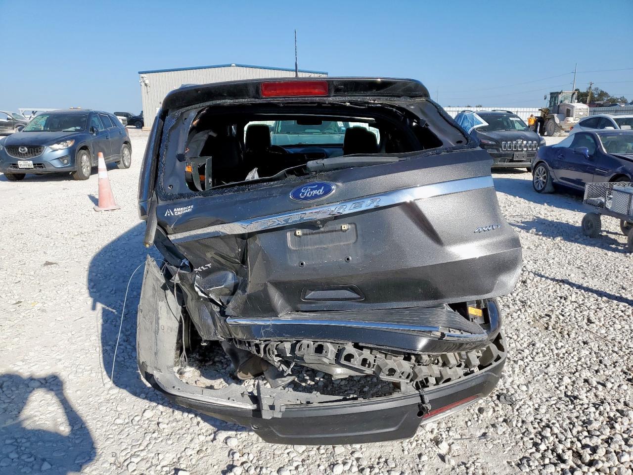 2018 Ford Explorer Xlt - Фото 6