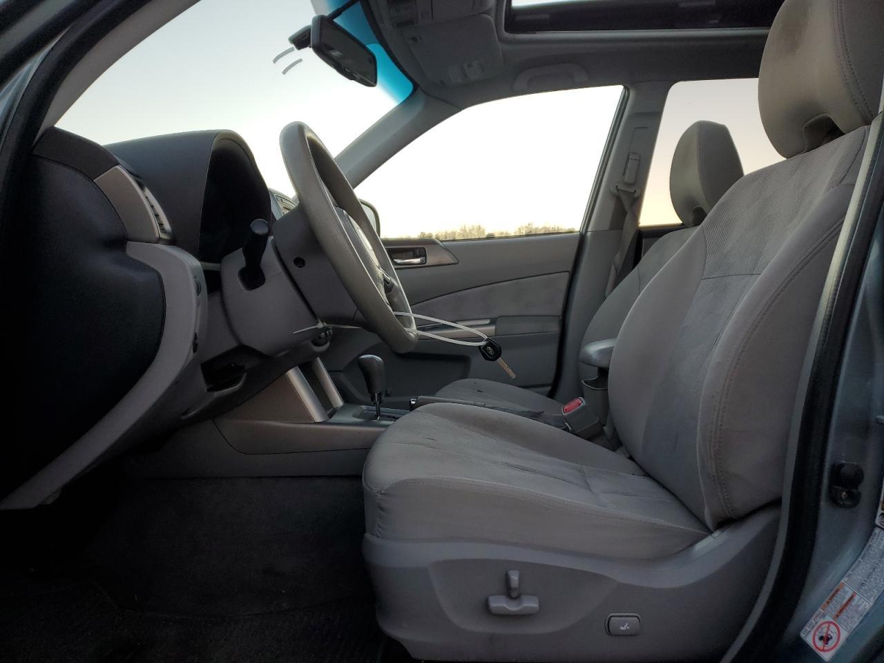 2010 Subaru Forester 2.5X Premium - Image 7