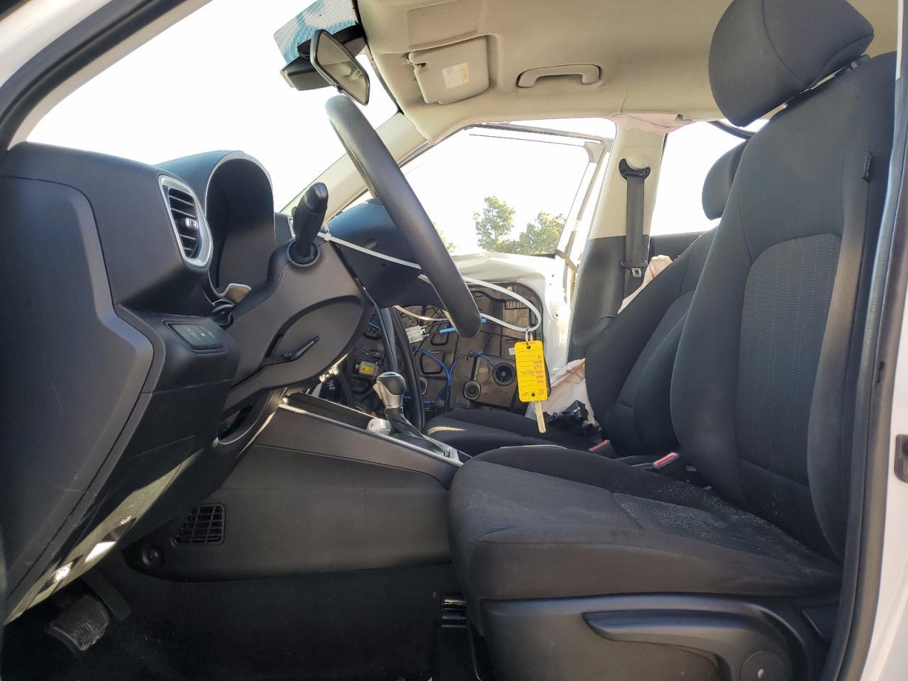 2021 Hyundai Venue Se - Image 7