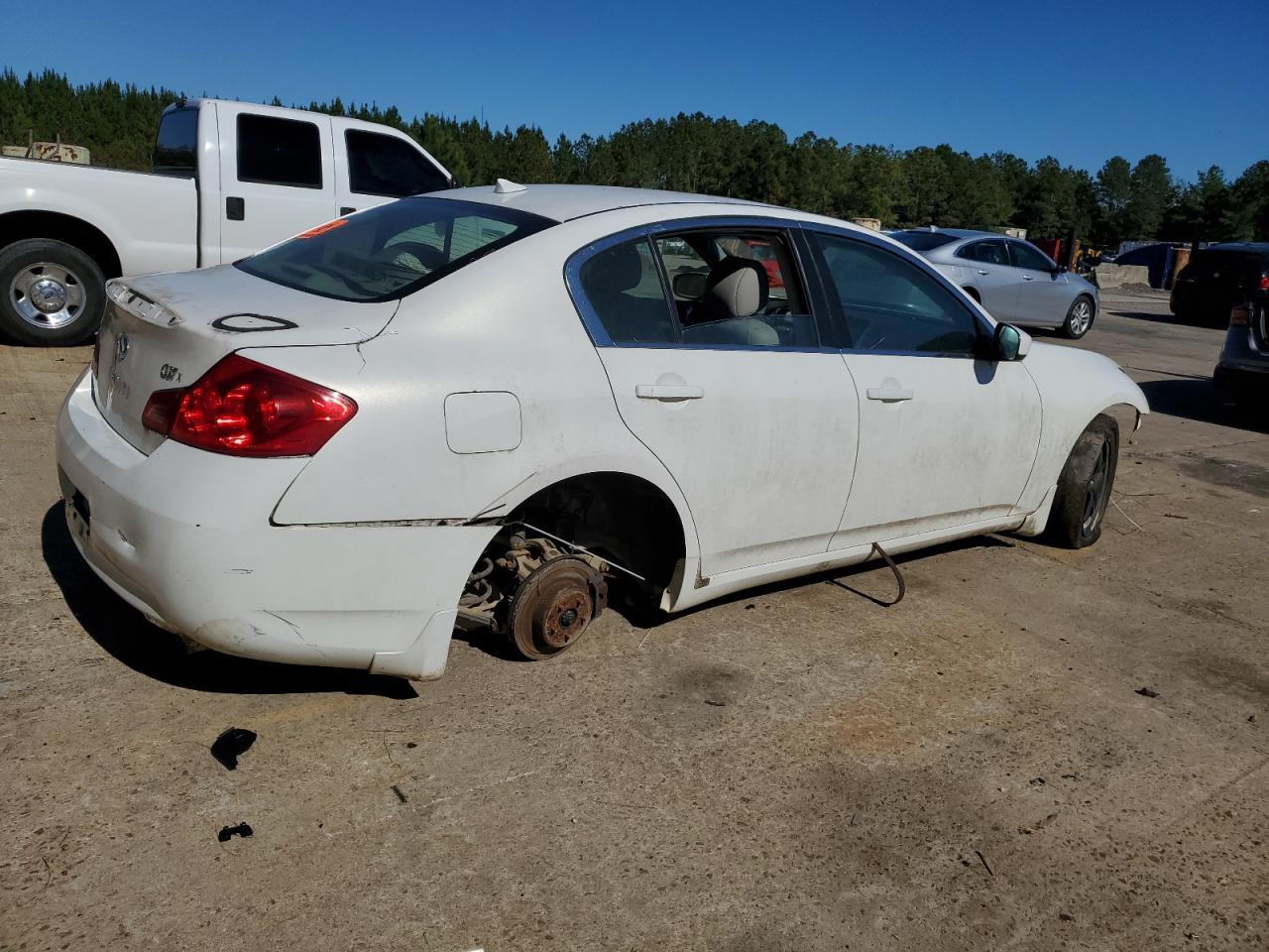 2009 Infiniti G37 - Image 3