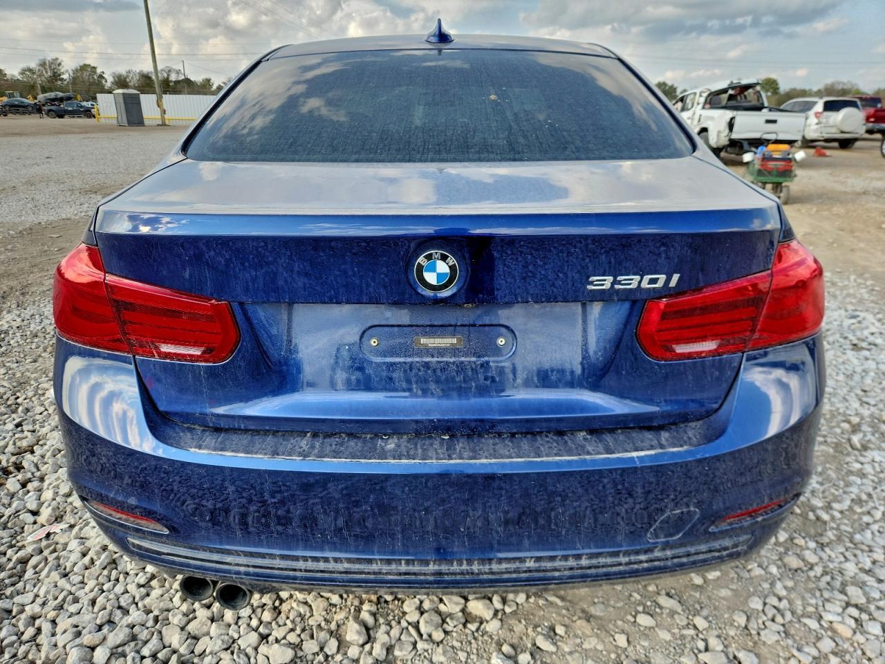 2018 BMW 330 I - Image 6