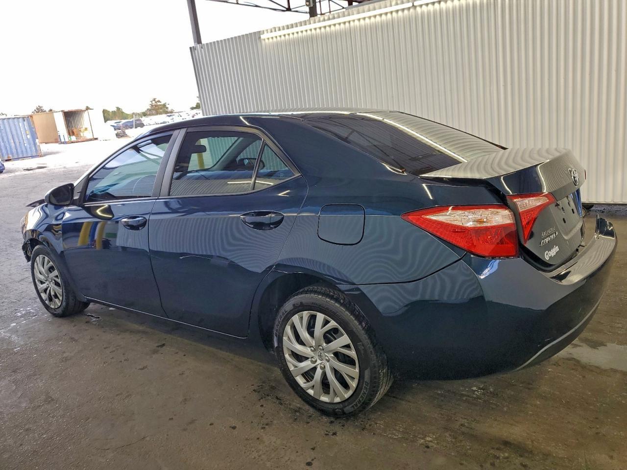 2018 Toyota Corolla L - Фото 2