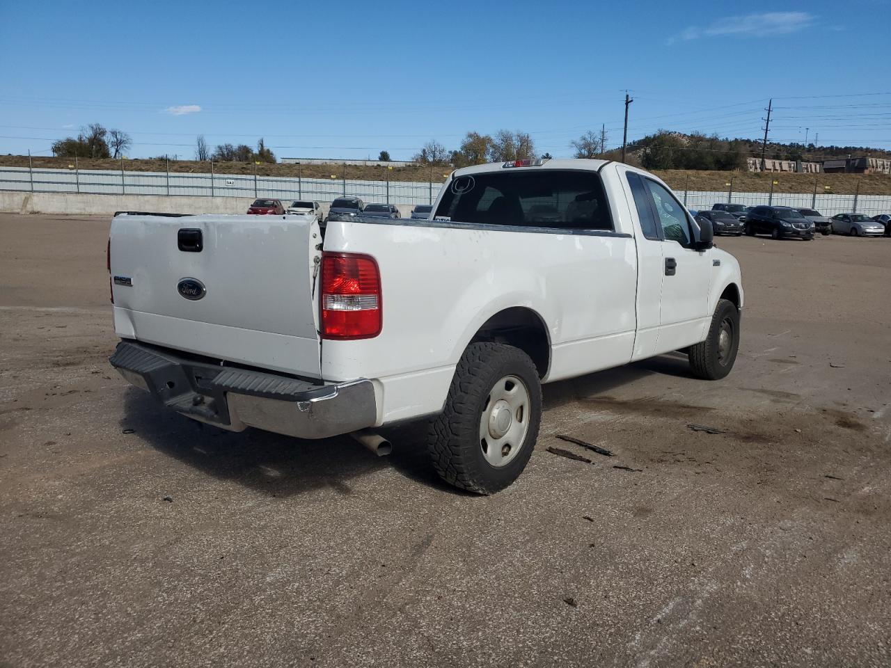2004 Ford F150 - Фото 3