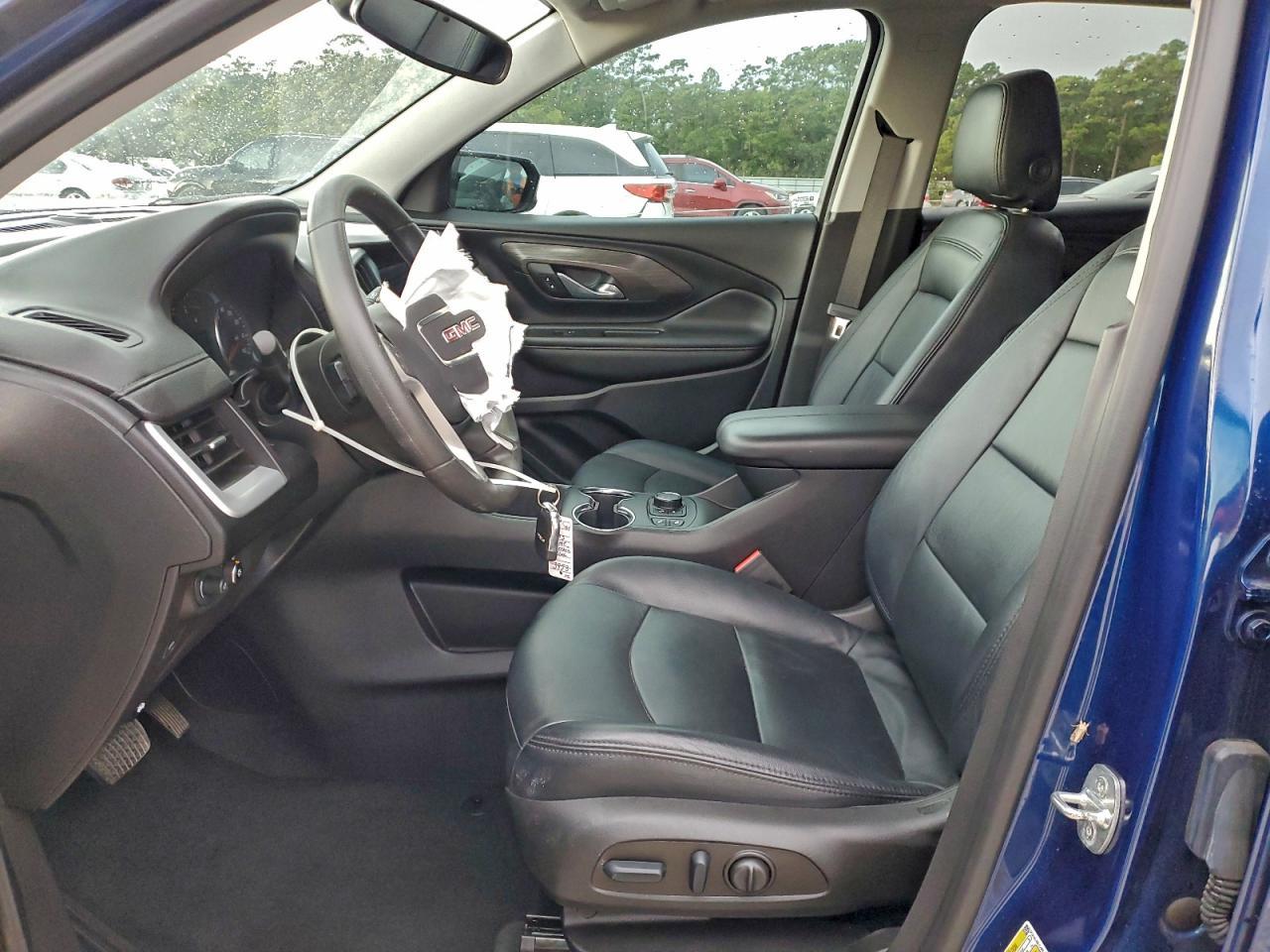 2023 GMC Terrain Sle - Image 7