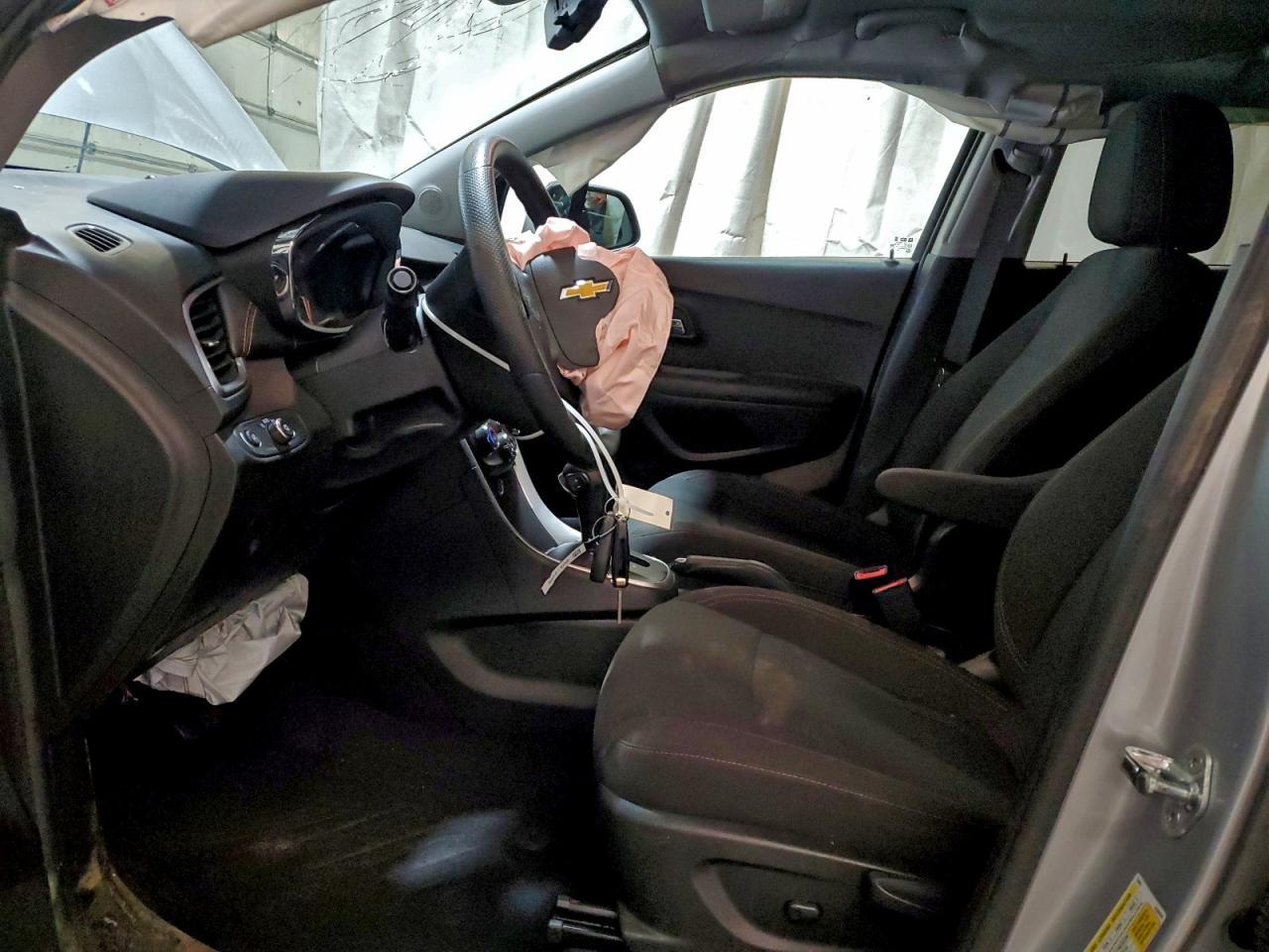 2021 Chevrolet Trax Ls - Image 7