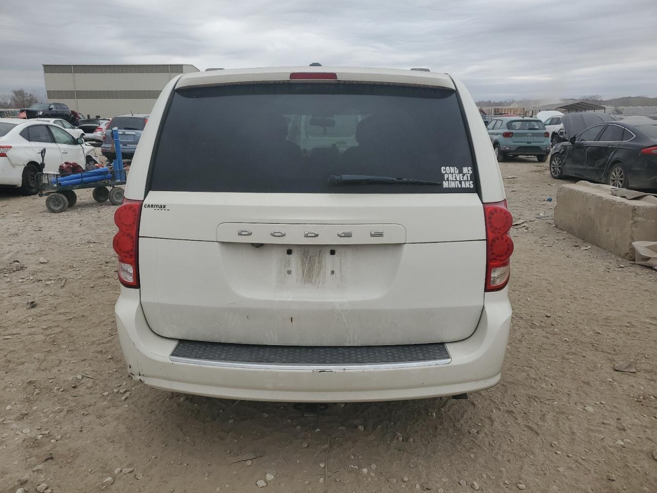 2013 Dodge Grand Caravan Crew - Image 6